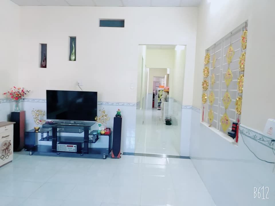 cần ra tìm chủ mới cho ngôi nhà biệt thự Tấn Lộc, diện tích 260mv, nhà 7 Phòng, 3 phòng khách, 4pn