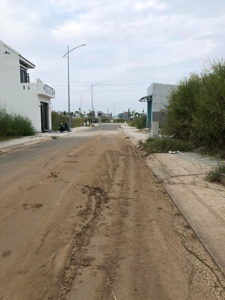 Bán đất nền duy nhất một lô A17-Lô33 TĐC Nam An Hoà Diện tích 5x16m thoát hiểm 2m