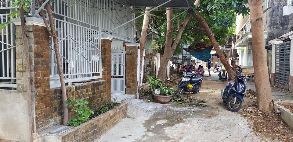 Cho thuê nguyên căn nhà 100m2 đường ô tô, gần bánh canh Mai Lý, Hủ tiếu Huỳnh Phát, bún bò 16