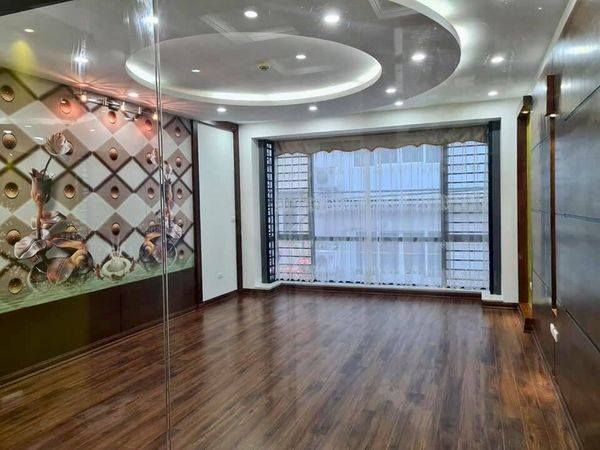BUILDING VĂN PHÒNG 7 TẦNG THANG MÁY ĐẸP LONG LANH -KHU VIP TRUNG YÊN QUẬN CẦU GIẤY OTO TRÁNH NHAU