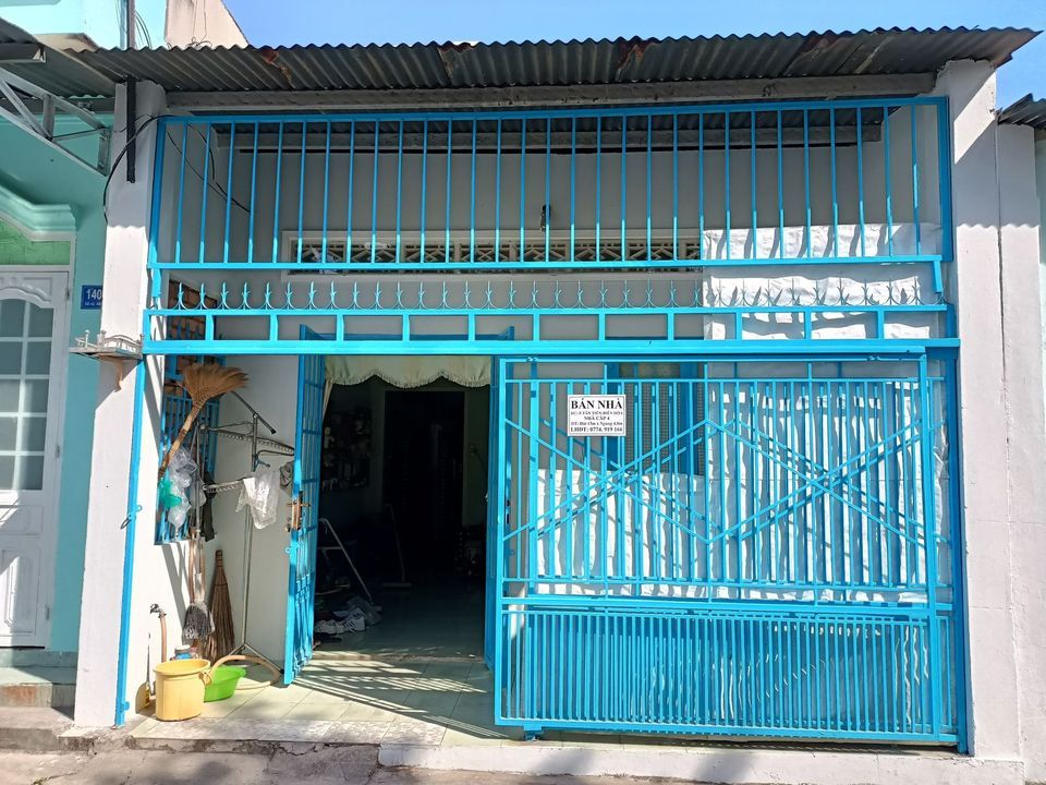 Bán nhà chính chủ cấp 4 có gác phường Tân Tiến Biên Hoà Đồng Nai, hẻm karaoke Tuổi Ngọc, gần bờ kè