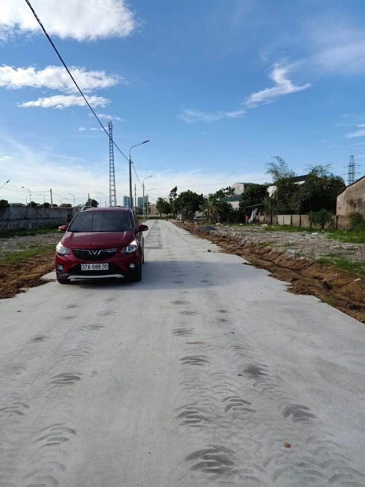 Chính chủ bán 1 lô đất giá rẻ tại Khối 2, Phường Vinh Tân Diện tích 80m2, mặt tiền hơn 6m