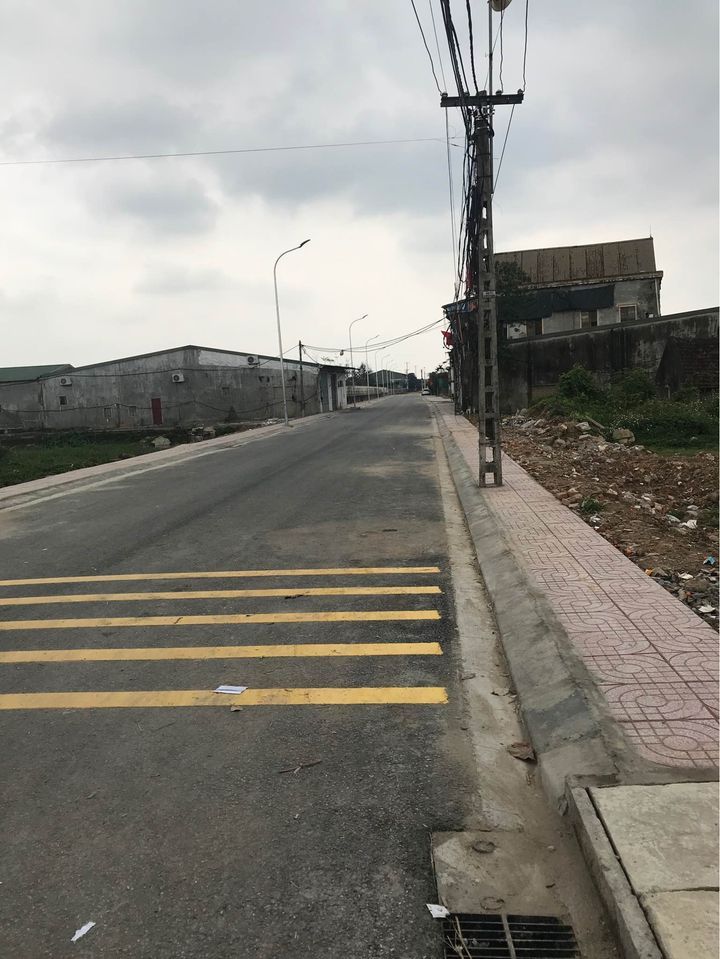Chính chủ bán 1 lô đất giá rẻ tại Khối 2, Phường Vinh Tân Diện tích 80m2, mặt tiền hơn 6m