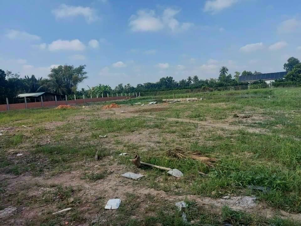 Cần bán 3,300mv đât lúa 3.mặt tiền Ấp 4.xã hòa phú châu thành long an. Đât cao ráo đẹp bằng phẳng