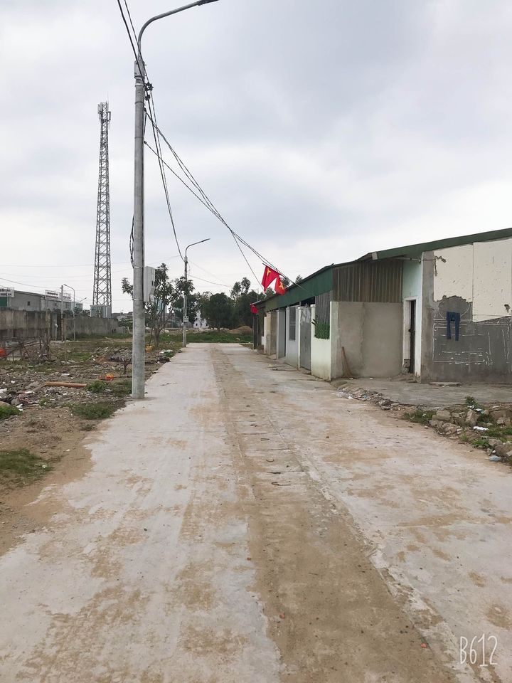 Chính chủ bán 1 lô đất giá rẻ tại Khối 2, Phường Vinh Tân - Diện tích:80m2, mặt tiền hơn 6m