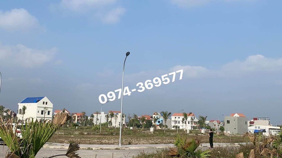 Chính chủ bán 4 lô đất khu đô thị 379 TT Hưng Hà Thái Bình DT 135m2 ( 10m x 13,5 )