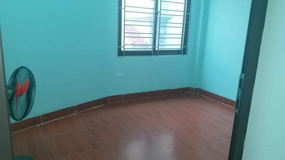 Cho thuê nhà riêng mễ trì 35m2 4 tầng 5 phòng ngủ 2 điều hoà 3 nóng lạnh giá 9tr nhà mới xây