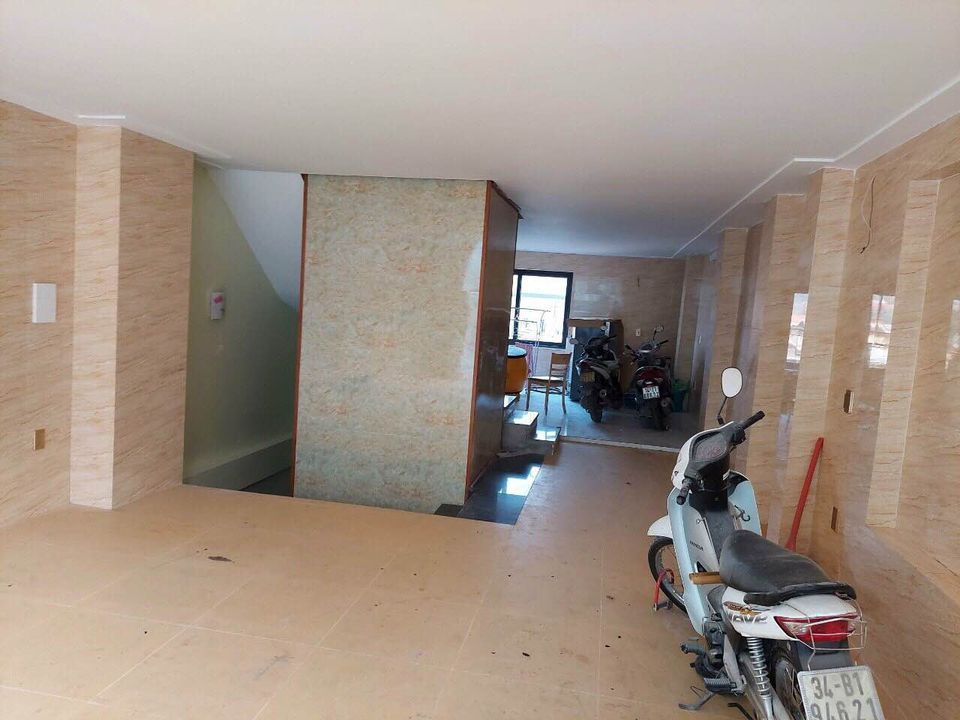CHÍNH CHỦ CẦN BÁN 3 CĂN NHÀ CAO CẤP PHỐ 5 THÁNG 8, TRẦN HƯNG ĐẠO, HẠ LONG, QUẢNG NINH , ĐƯỜNG Ô TÔ