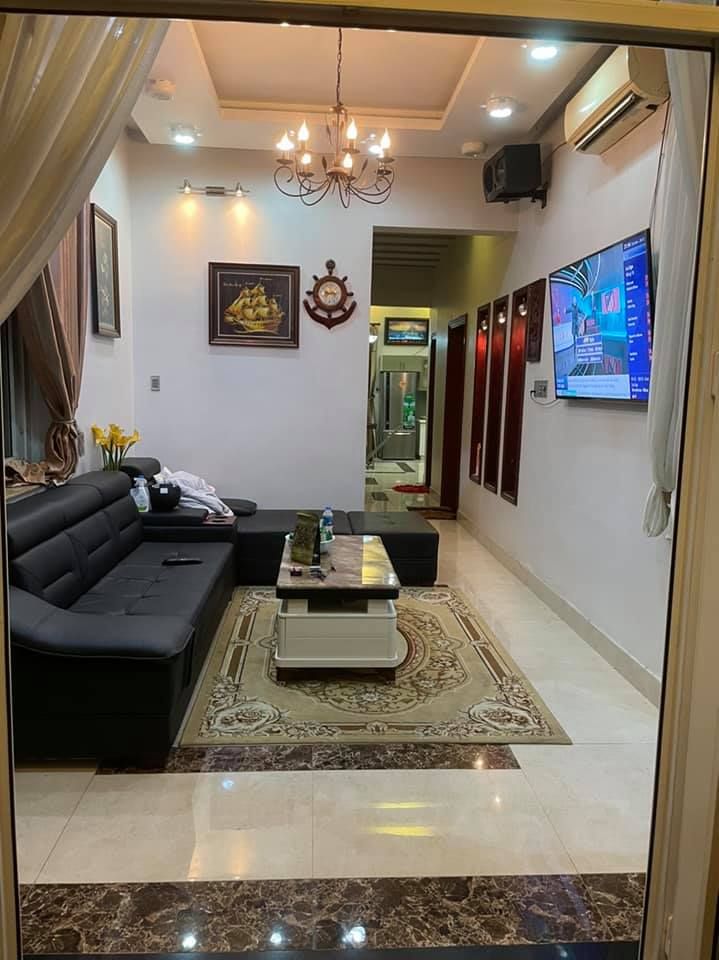 Bán Nhà Chính chủ ngang 10m x dài 25m > full thổ cư 100% Có 2 phòng, 2 tolet, bếp, phòng thờ