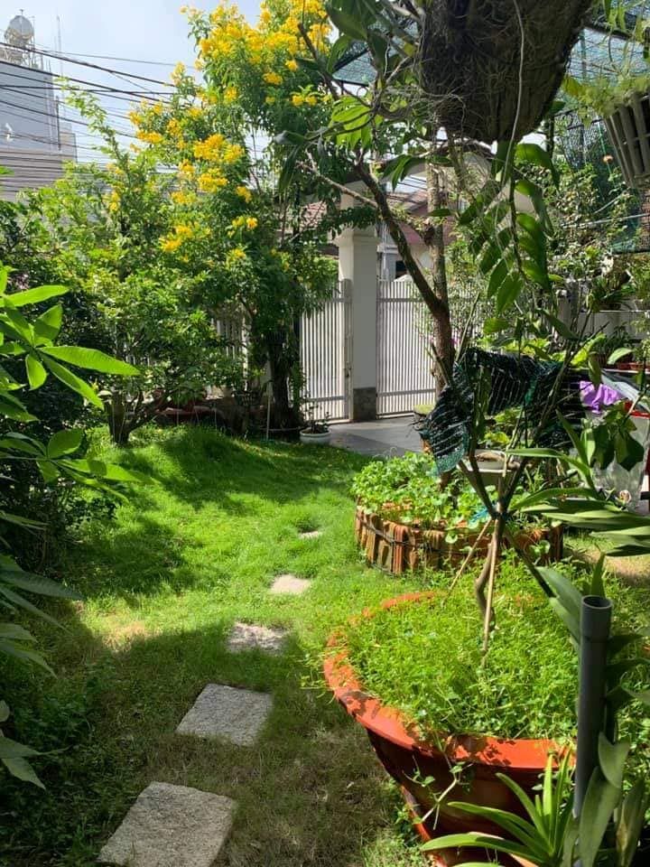 Bán Nhà Chính chủ ngang 10m x dài 25m > full thổ cư 100% Có 2 phòng, 2 tolet, bếp, phòng thờ