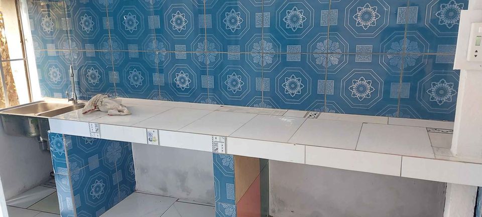 Cho thuê nhà nguyên căn giá cực rẻ. Mới 100%. sạch sẽ và thoáng mát.KDC 586.Đường số 1 Mai Chí Thọ