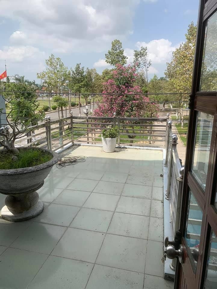 CHO THUÊ NHÀ NGUYÊN CĂN Vị trí đắc địa nằm mặt tiền đường Trương Quang Giao