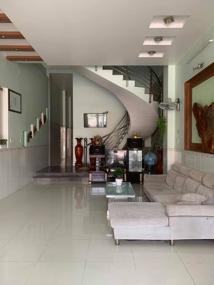 CHO THUÊ NHÀ NGUYÊN CĂN Vị trí đắc địa nằm mặt tiền đường Trương Quang Giao
