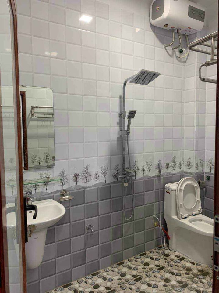cần bán biệt thự mini tại tổ 8 trần lãm cách thế giới di động lí thường kiệt vài chục mét.