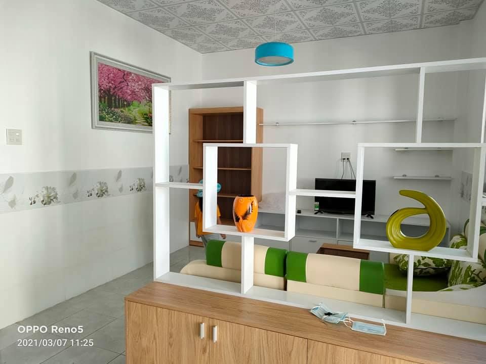 Bán Nhà thuộc khóm 8 , phường 6 , vào hẻm Đường Đồng Khởi nối dài , cách Đồng Khởi chỉ 70m