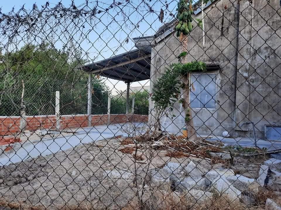 Bán căn nhà cấp 4, hướng Đông Nam Khu phố Liên Trì 1, phường 9, Tp Tuy Hòa Đường R 3m DT 192m2