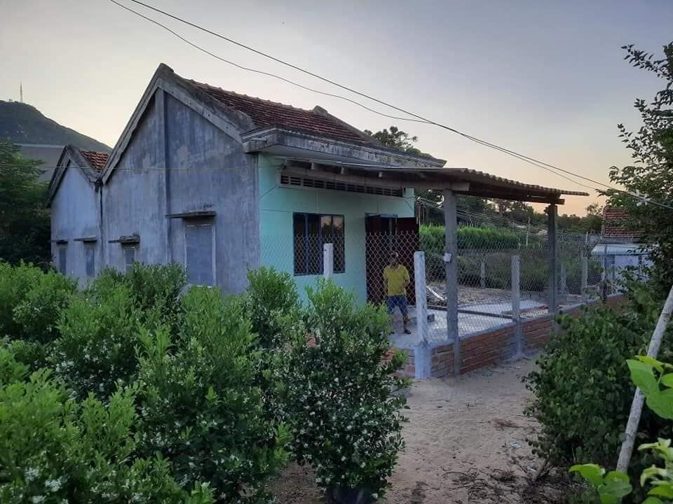 Bán căn nhà cấp 4, hướng Đông Nam Khu phố Liên Trì 1, phường 9, Tp Tuy Hòa Đường R 3m DT 192m2
