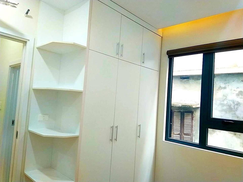 BÁN NHÀ LÔ GÓC ÔTÔ ĐỖ CỬA NHÀ ĐẸP Ở LUÔN 39m x 4 tầng MT 4.6 m Giá 6 tỷ 85 Lê Trọng Tấn