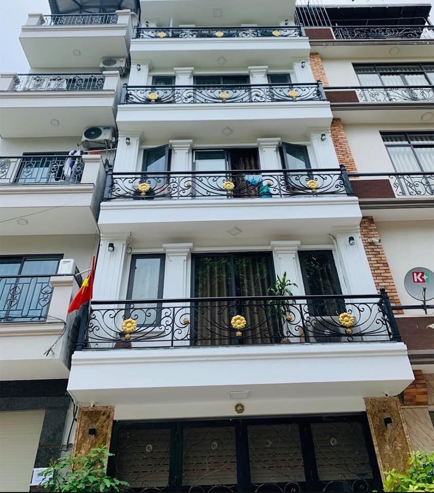 BÁN NHÀ ĐẸP VIEW HỒ BỒ ĐỀ ÔTÔ VÀO GARA RỘNG Ở SỐ 1 5.35TỶ 58M2 X 5TẦNG MT 5M TT QUẬN LONG BIÊN