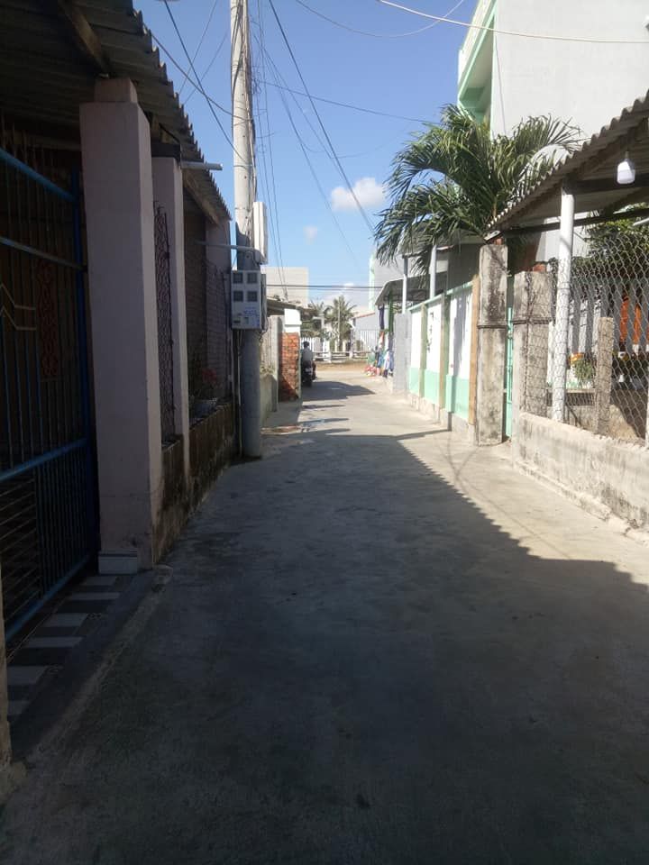 Cần Bán Căn Nhà Cấp 4 diện Tích ,6,5 x 20 Khu Phố 3,Phường Phú Thạnh ,Tp Tuy Hòa Mặt đường Bê Tông