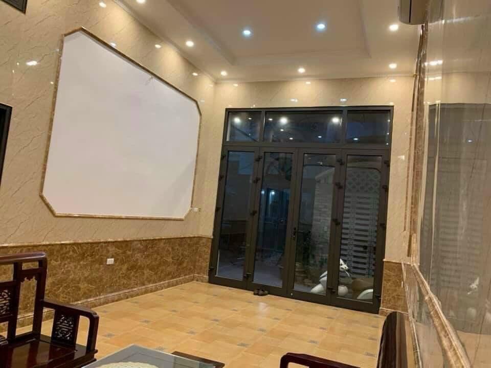 CHỦ NHÀ CẦN TIỀN CHO CON ĐI DU HỌC CẦN BÁN GẤP NHÀ MỚI SIÊU ĐẸP NẰM GIỮA TRUNG TÂM QUẬN ĐỐNG ĐA