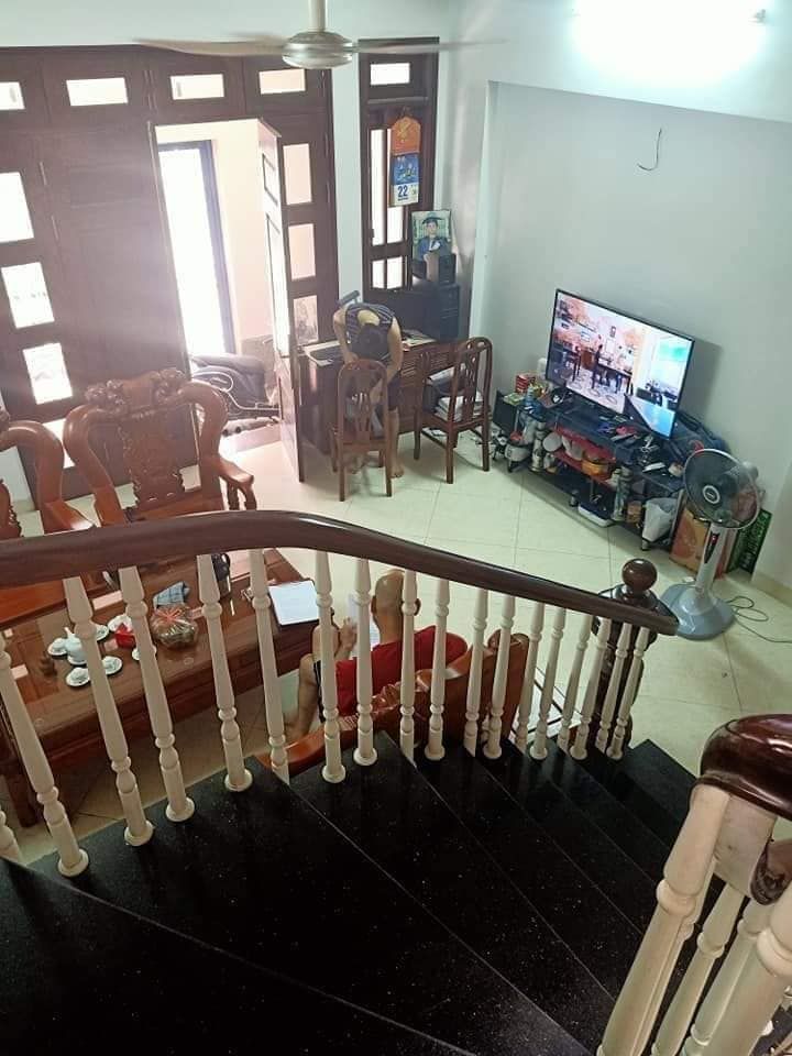 BÁN BIỆT THƯ TÂN TRIỀU THANH XUÂN GIÁ 6, 5 TỶ 71m2 x 4 tầng 5m mặt tiền