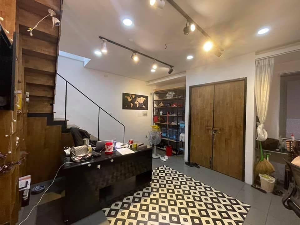 BÁN NHÀ KHU VIP QUẬN 10, NHÀ ĐẸP CHỐT NGAY. CÁCH MẶT TIỀN 20M, HẺM RỘNG BAO LA.