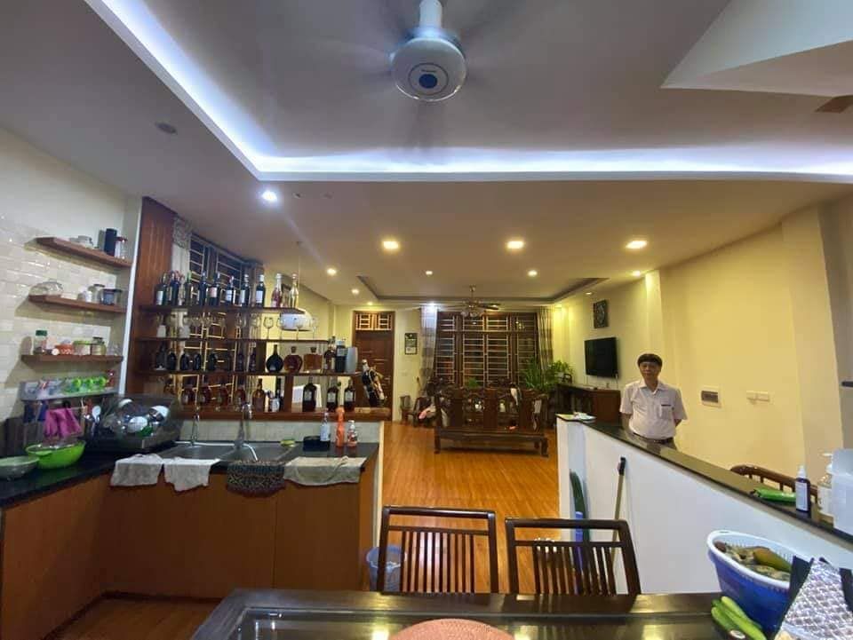 BÁN NHÀ NGUYỄN TRÃI, QUẬN THANH XUÂN, Ô TÔ VÀO NHÀ, KINH DOANH SẦM UẤT, BA THOÁNG LÔ GÓC