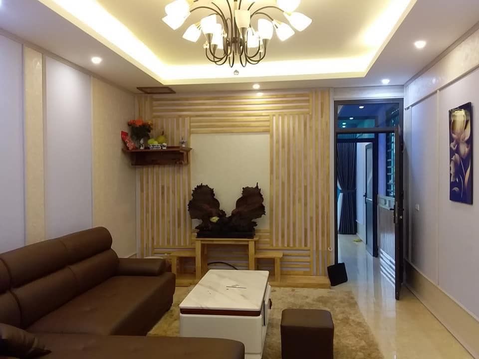 Chính chủ cần bán gấp Nhà phố Văn Quán, Hà Đông, kinh doanh cực tốt, ô tô 7 chỗ vaò nhà. DT 40m2