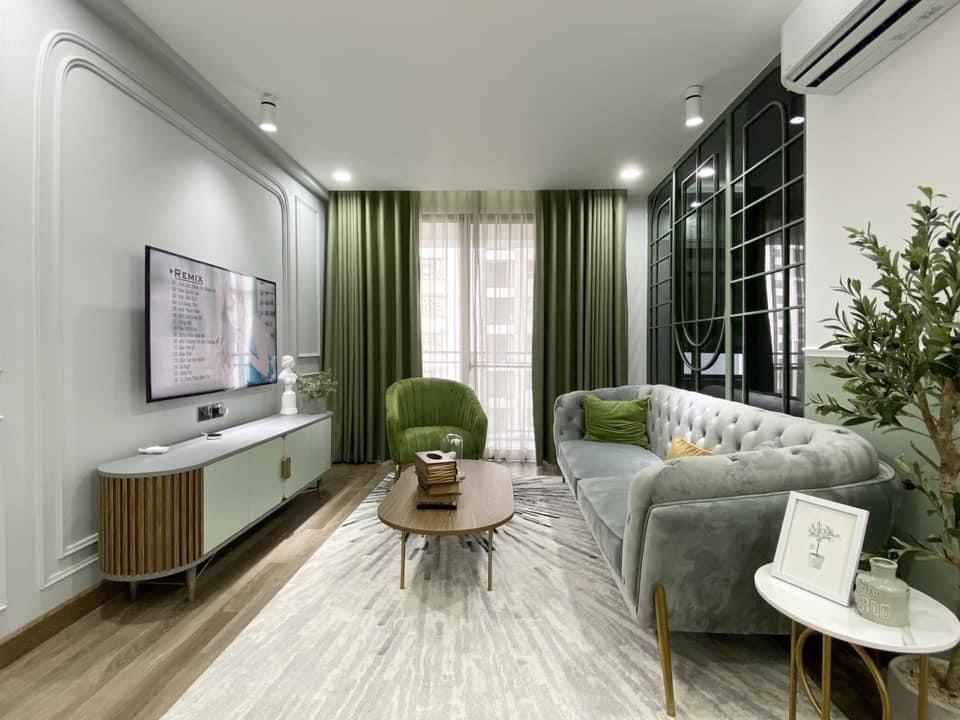 Gấp bán nhà Xuân Thủy, Cầu Giấy nhà 45m2 x 5 tầng 4.15 tỷ , hai mặt thoáng, ra đường ô tô 20m