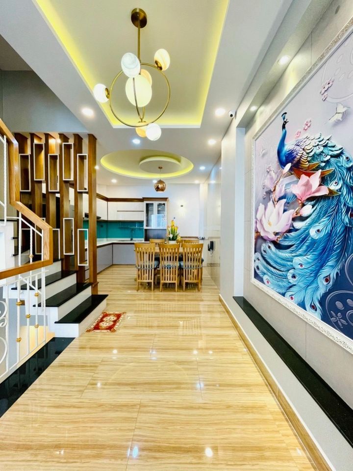 Nhà Đẹp Gò Vấp Chỉ Sau Căn Mặt Tiền Khu Phân Lô VIP Đường 5m Ô TÔ vào nhà