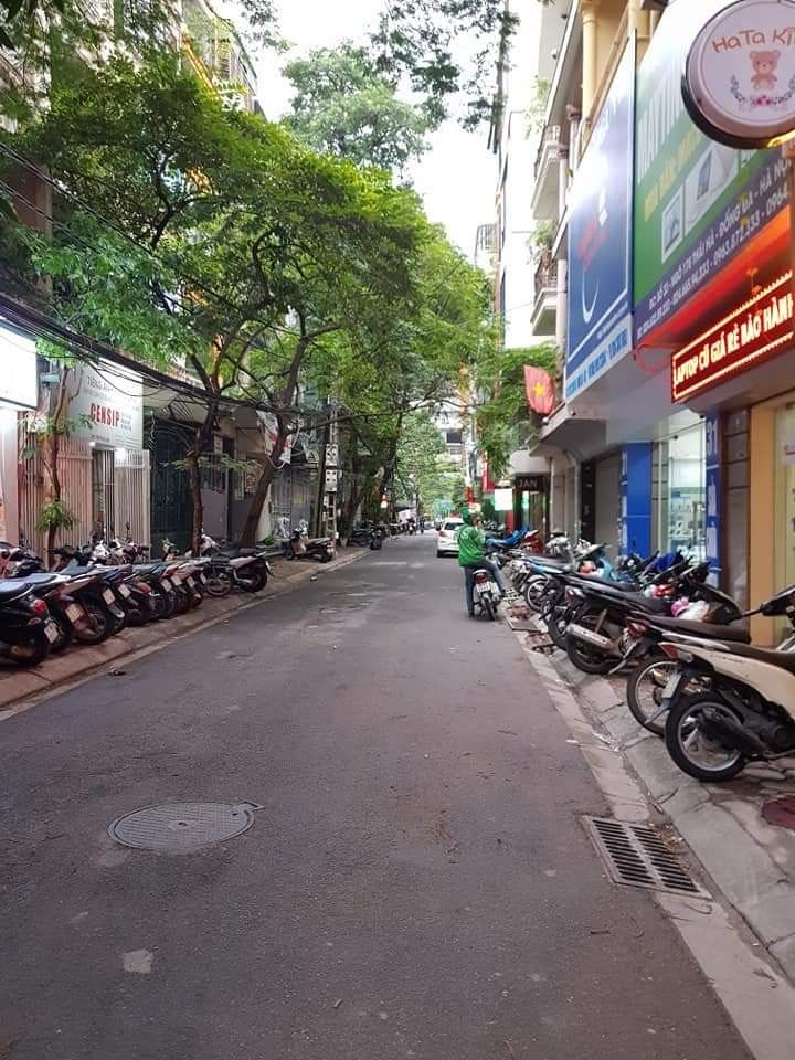Mặt phố, lô góc, 7 tầng, thang máy, kinh doanh Đặng Tiến Đông 60m, mặt tiền 4.5m, giá 18.5 tỷ.