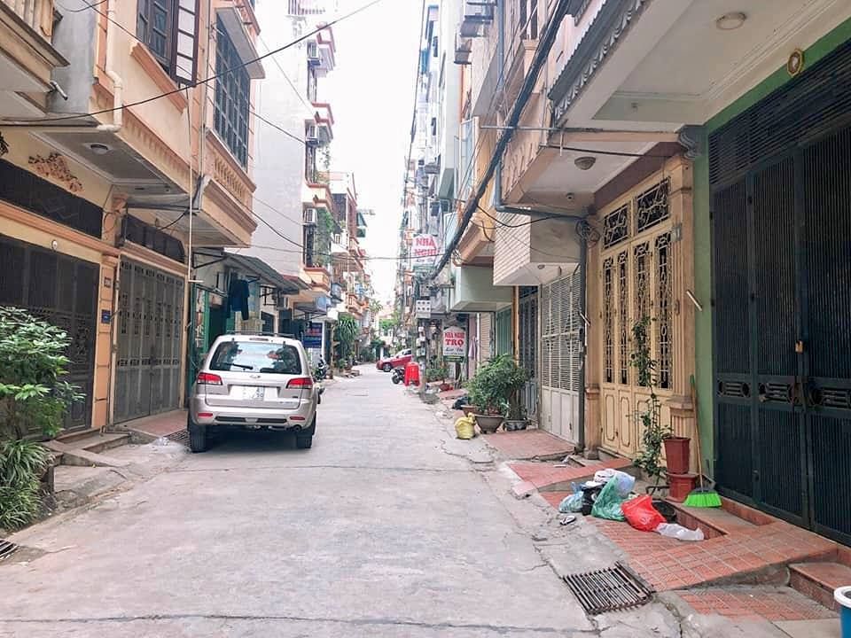 Chính chủ cần bán gấp Nhà phố Văn Quán, Hà Đông, kinh doanh cực tốt, ô tô 7 chỗ vaò nhà. DT 40m2