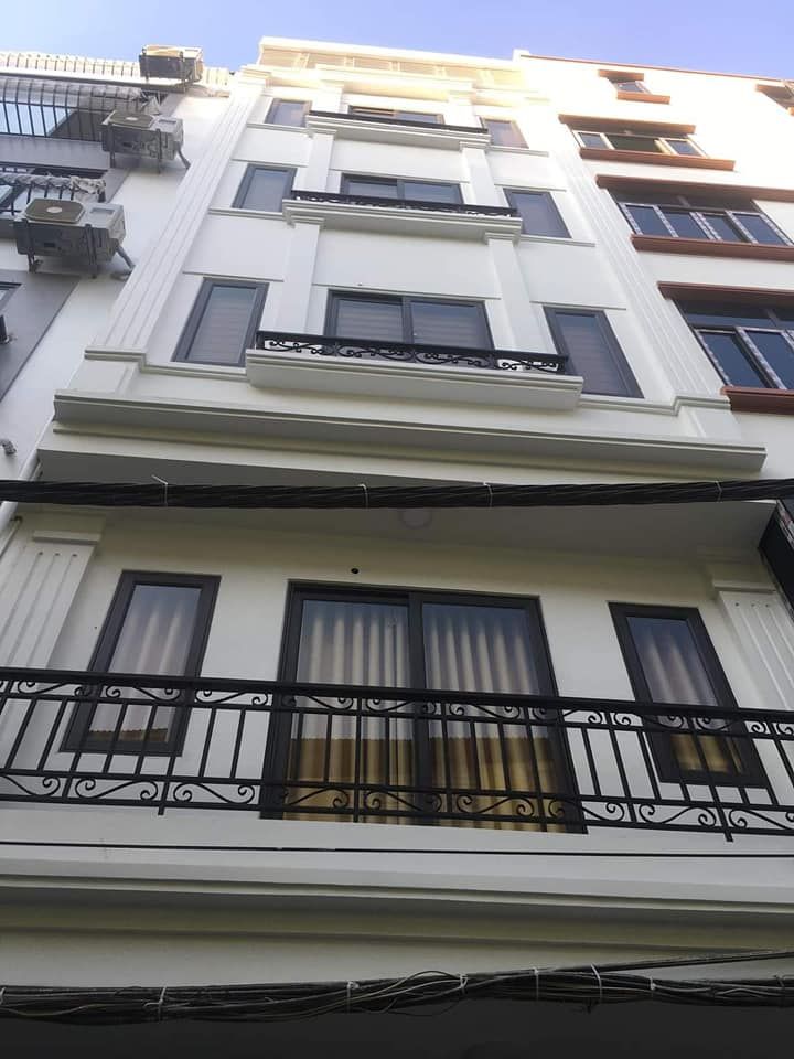 BÁN NHÀ LIỀN KỀ KHU ĐÔ THỊ VĂN PHÚ HÀ ĐÔNG , GIÁ 13.5 TỶ Diện tích : 97 m2 x 5 tầng x 5 m mặt tiền.
