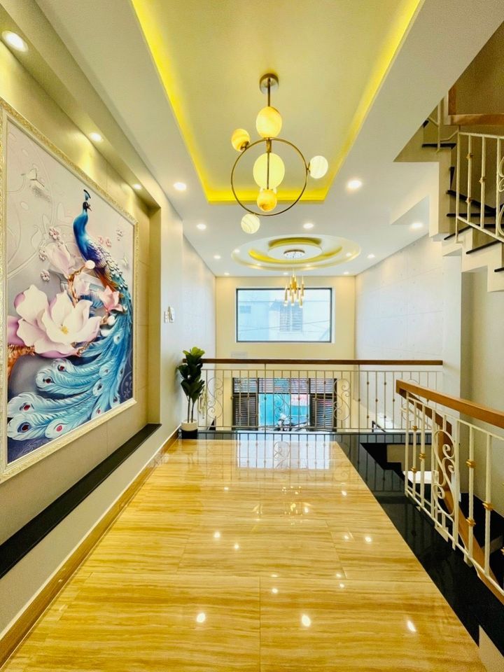 Nhà Đẹp Gò Vấp Chỉ Sau Căn Mặt Tiền Khu Phân Lô VIP Đường 5m Ô TÔ vào nhà