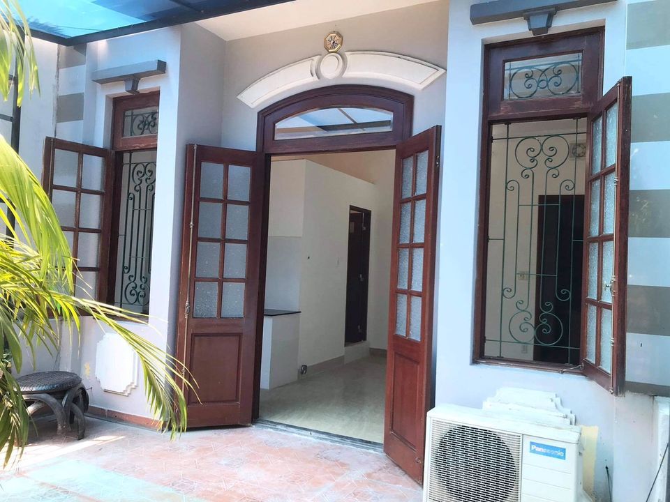 Cần bán nhà gấp và thuê lại dài hạn đường Lê Đức Thọ, Gò Vấp Diện tích: 5x18 m2, 1 trệt 3 lầu
