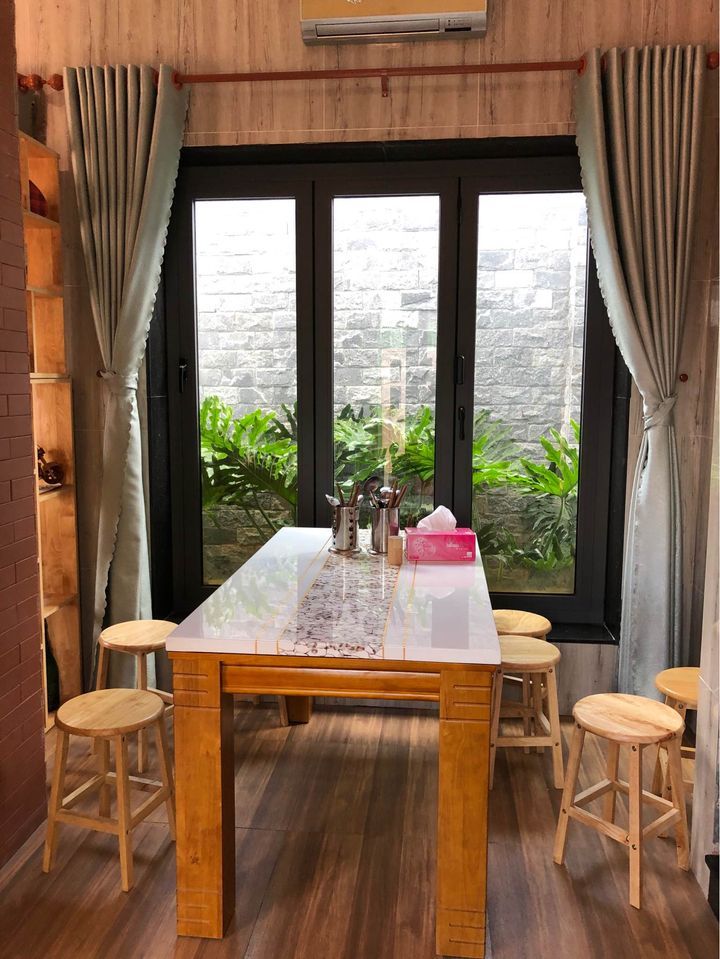 Chính chủ gửi bán BIỆT THỰ siêu VIEW ĐẸP RẺ ngay trung tâm p8 Đà lạt Với dt 200m2