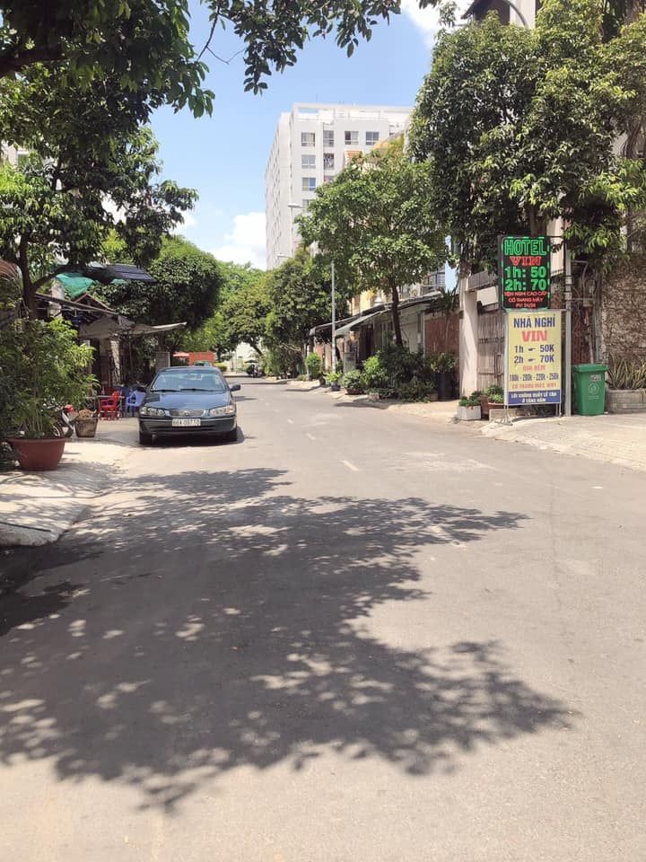 CẦN BÁN NHÀ Phạm Hùng 104m2,4 tầng, (4mx26m) 12.5 tỷ Phường 5 Quận 8