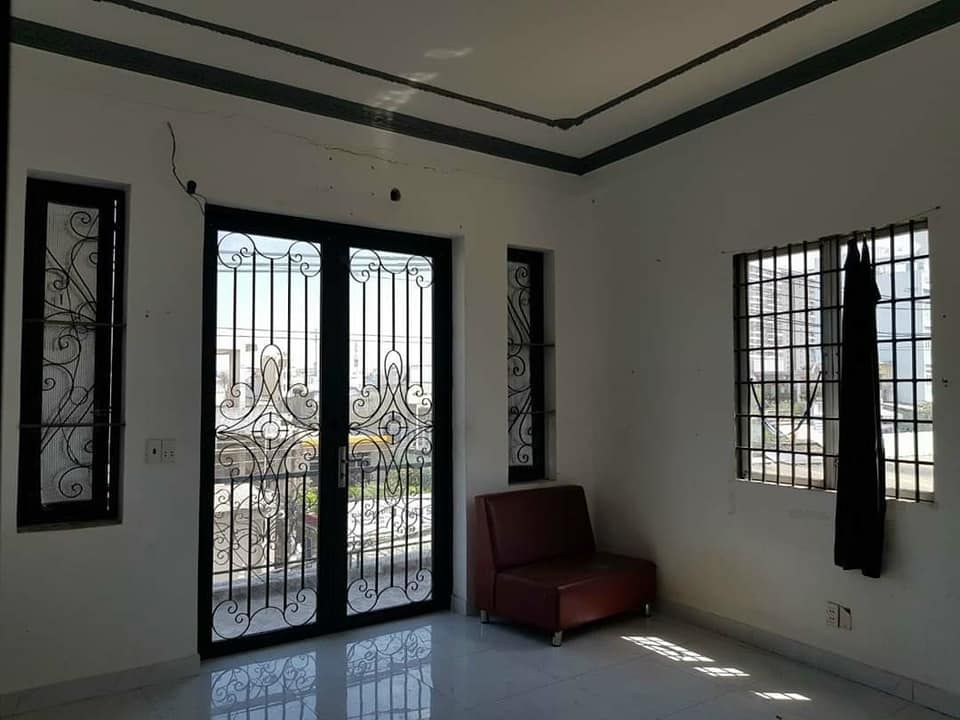 Bán nhà mặt tiền đường Phạm Thế Hiển, P4 Q8 Diện tích 4,5m x 25m nở hậu 6m 82m2