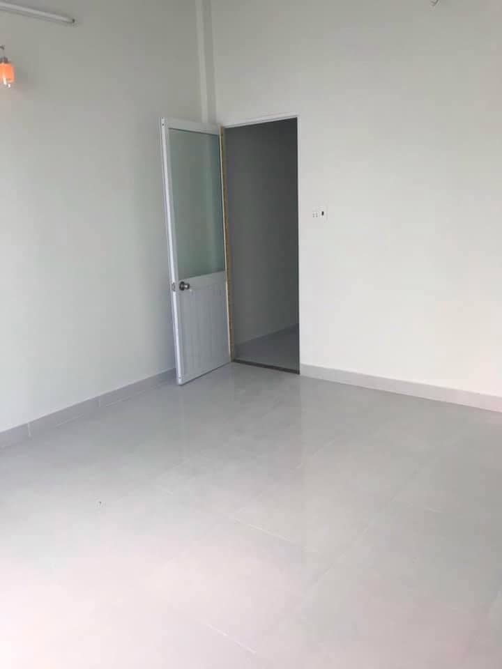BÁN NHÀ 1 TRỆT 1 LẦU ĐƯỜNG ĐINH ĐỨC THIỆN CÁCH CHỢ BÌNH CHÁNH 5 PHÚT nhà có 4 phòng ngủ 2 toilet