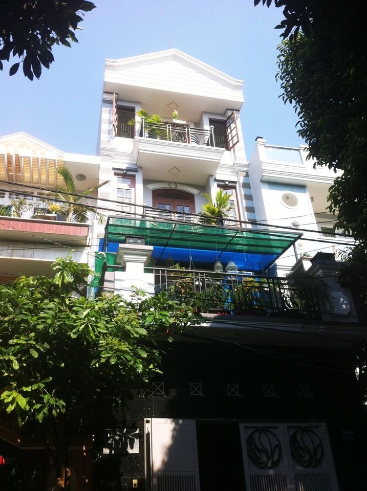 Cần bán nhà gấp và thuê lại dài hạn đường Lê Đức Thọ, Gò Vấp Diện tích: 5x18 m2, 1 trệt 3 lầu