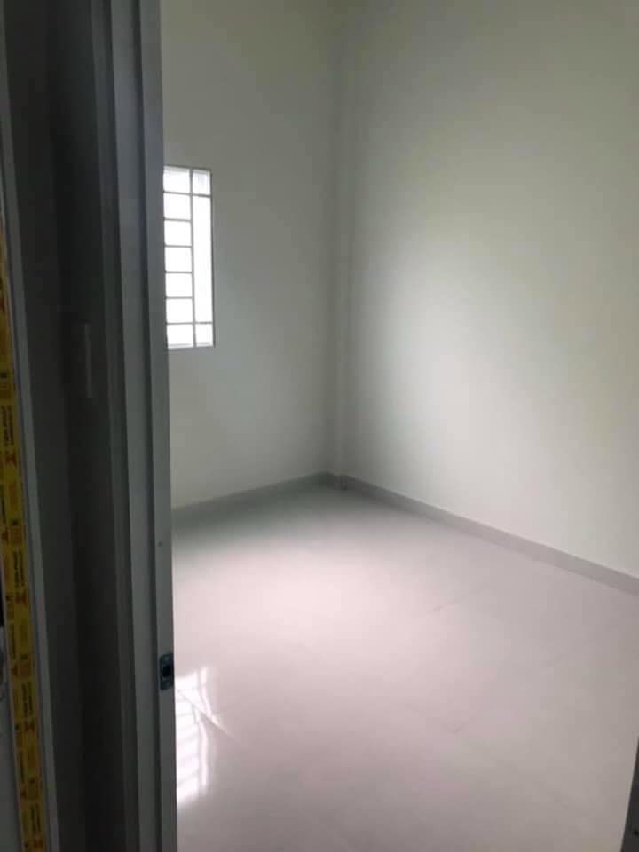 BÁN NHÀ 1 TRỆT 1 LẦU ĐƯỜNG ĐINH ĐỨC THIỆN CÁCH CHỢ BÌNH CHÁNH 5 PHÚT nhà có 4 phòng ngủ 2 toilet