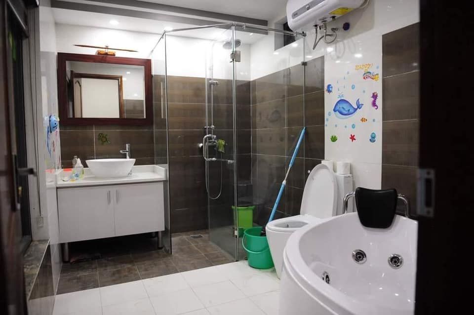 BÁN NHÀ QUAN NHÂN 61m MT 5m Cầu Giấy 8 TẦNG THANG MÁY VỈA HÈ Ô TÔ TRÁNH TRÍ ĐẸP HƠN PHỐ