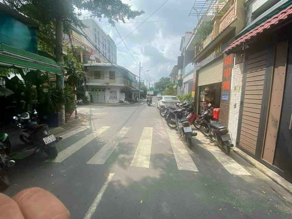 BÁN NHÀ TRỆT+ LẦU,Mặt tiền ĐS Lý Phục Man,P.Bình Thuận,Q7,TPHCM.Thuận tiện cho thuê KD mọi ngành