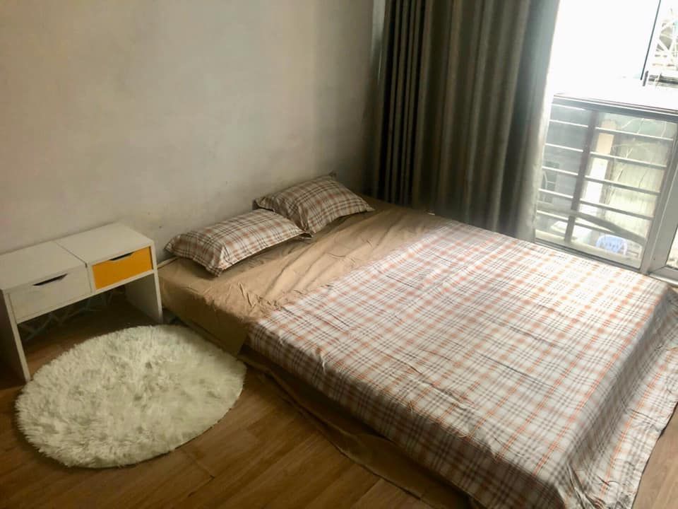 Chính chủ cho thuê phòng tầng 4 Địa chỉ: 134 Ngõ Thái Thịnh 1 Nội thất : Nóng lạnh, điều hoà