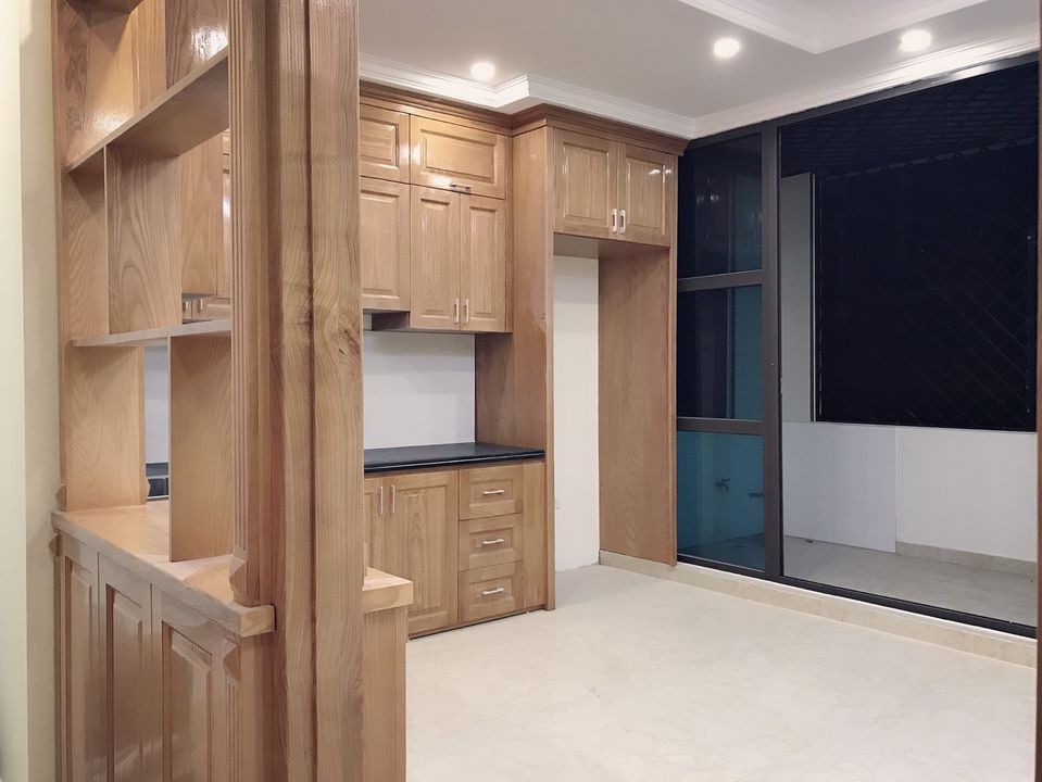 BÁN TÒA NHÀ VĂN PHÒNG XÂY MỚI 7 TẦNG- 45M2 -PHỐ TRUNG KÍNH - CẦU GIẤY OTO VÀO NHÀ - KINH DOANH ĐỈNH