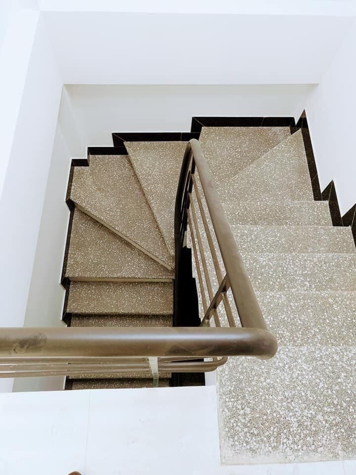 BÁN NHÀ THÁI HÀ ĐỐNG ĐA Diện tích 88m2 * 8 Tầng Thang Máy Căn nhà với mặt tiền rộng