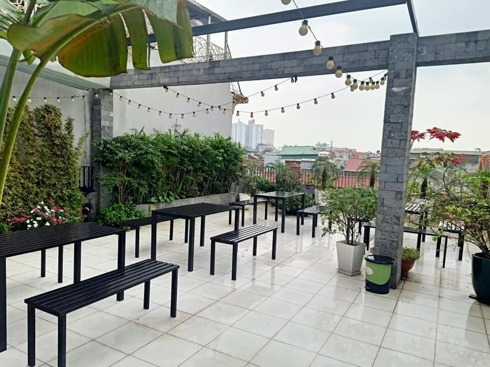 Sở hữu nhà vị trí đẹp Lạc Long Quân 150m2, mặt tiền 8.8m, giá ngon bổ rẻ Nhà vị trí cực kì đẹp