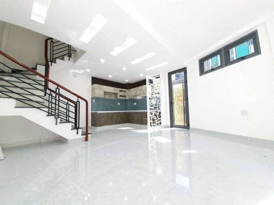 Bán Nhà Kiểu biệt Thự Góc 2 MT , OTO vào nhà, Hoàng Hoa Thám, P5 Phú Nhuận