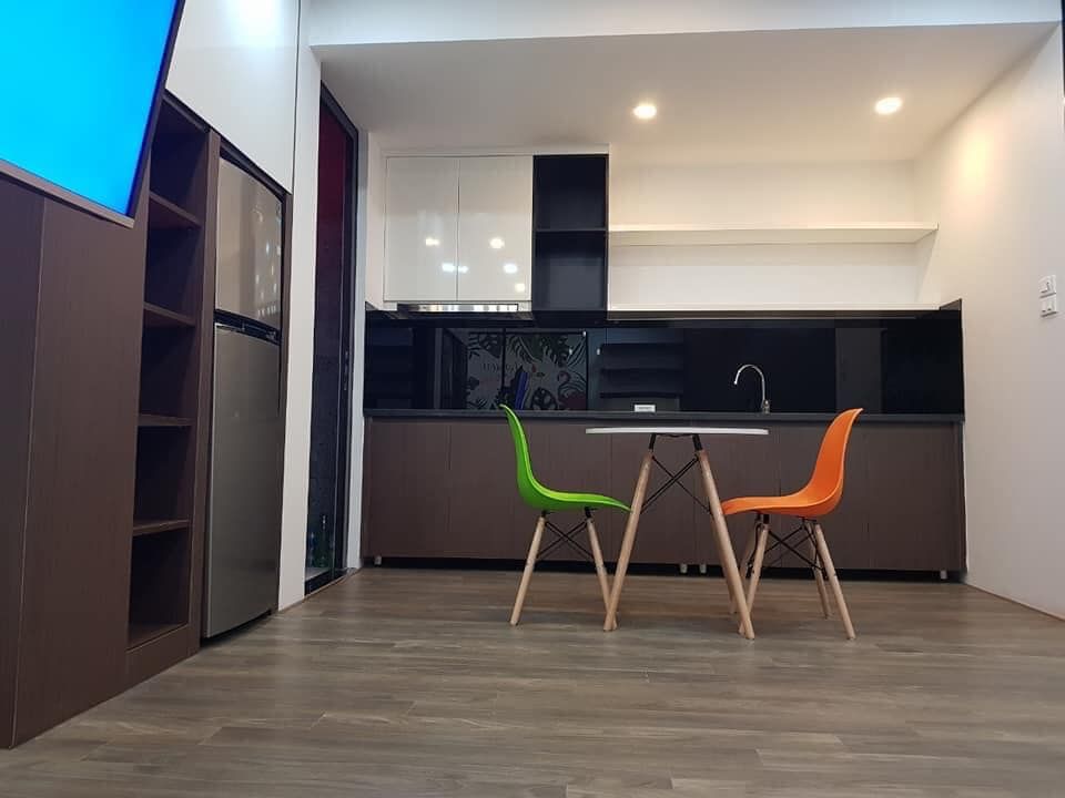 Sở hữu nhà vị trí đẹp Lạc Long Quân 150m2, mặt tiền 8.8m, giá ngon bổ rẻ Nhà vị trí cực kì đẹp